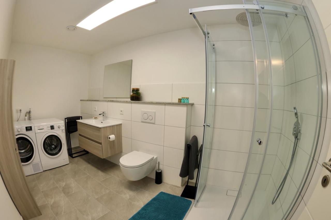 Modern Und Neu, Top Ausstattung Mit Kaffeevollautomat, 2X Netflix-Tv, Lueftungsanlage, Geschirrspueler Wallerfangen Exterior foto